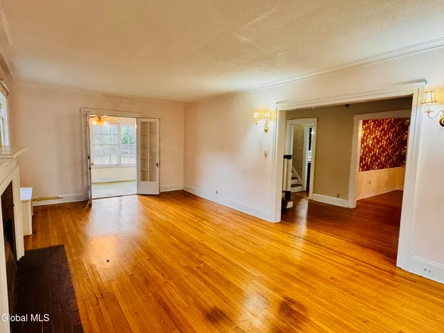 $439,000 | 989 Balltown Road, Niskayuna, NY 12309