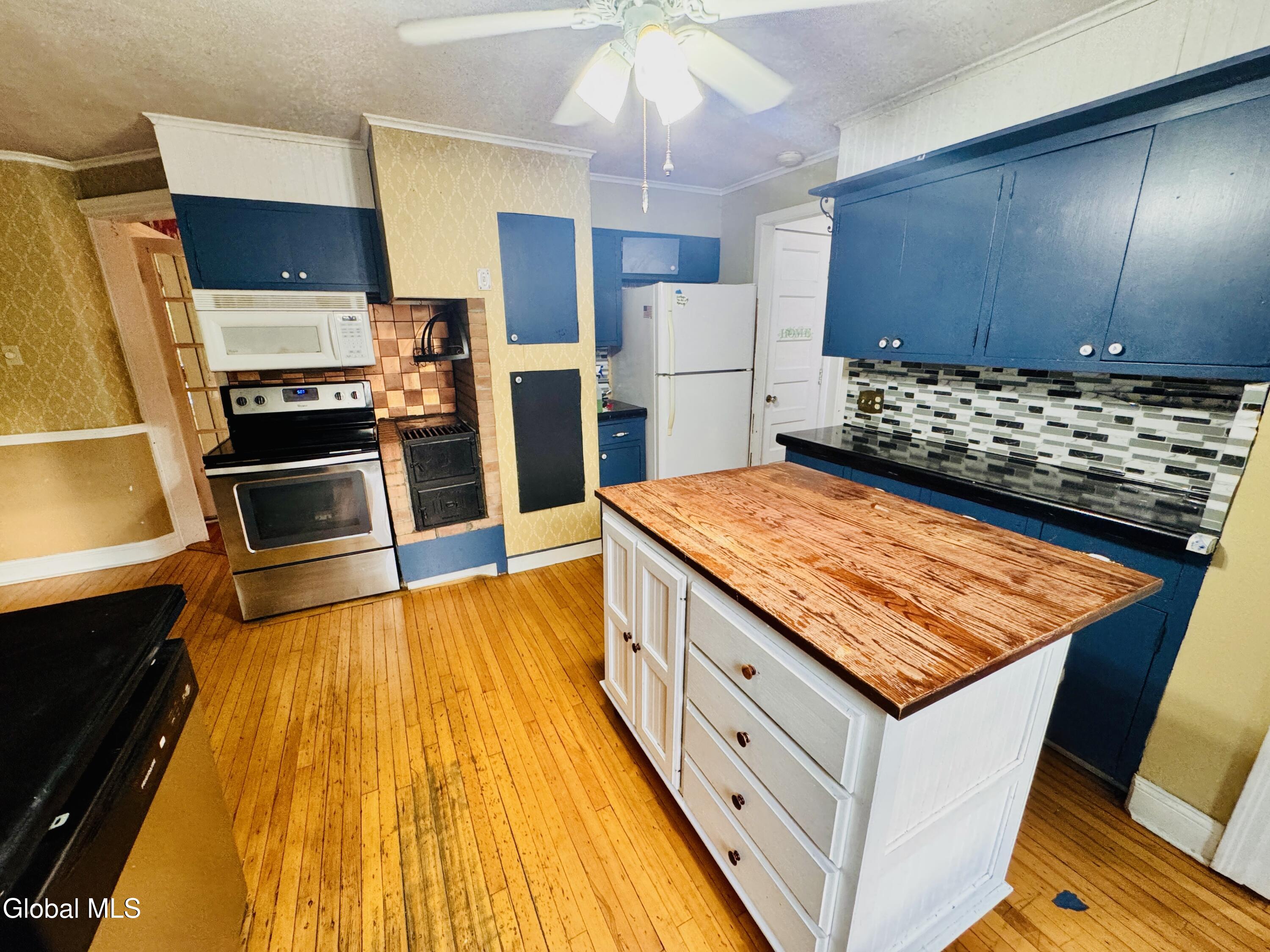 989 Balltown Road Niskayuna, NY 12309 - Photo 16 of 37 IMG_9632