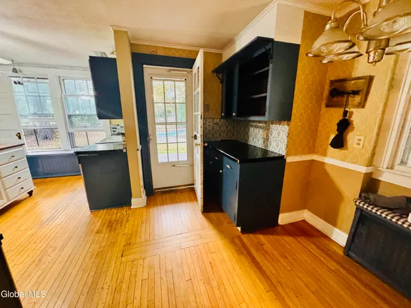 $409,000 | 989 Balltown Road, Niskayuna, NY 12309