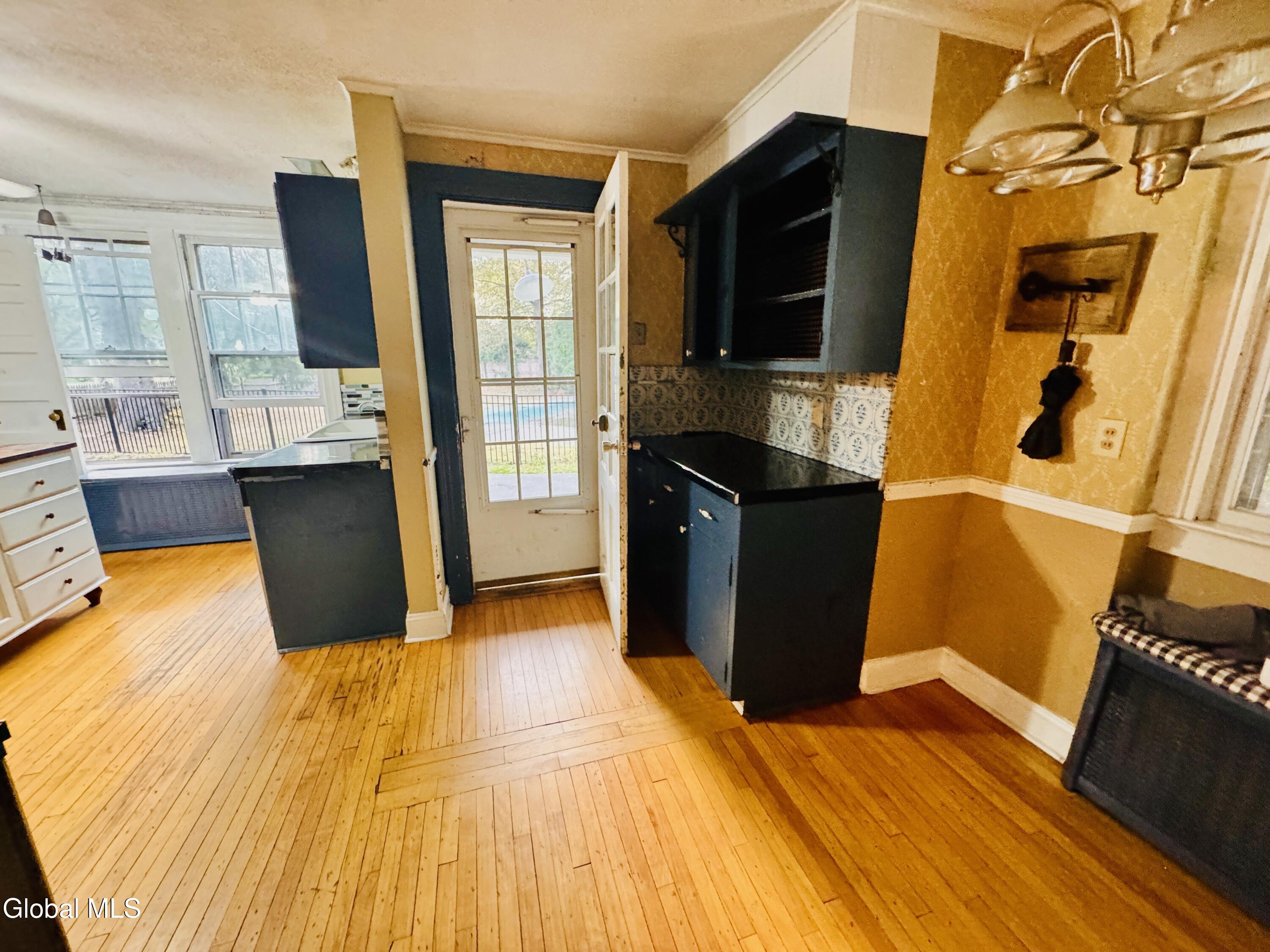 989 Balltown Road Niskayuna, NY 12309 - Photo 17 of 37 IMG_9630