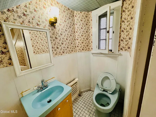 $439,000 | 989 Balltown Road, Niskayuna, NY 12309