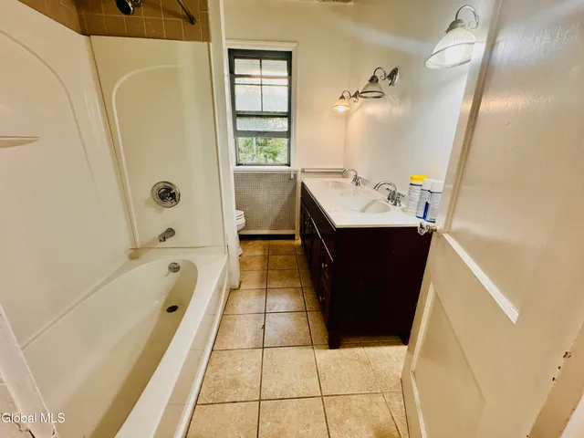 $439,000 | 989 Balltown Road, Niskayuna, NY 12309