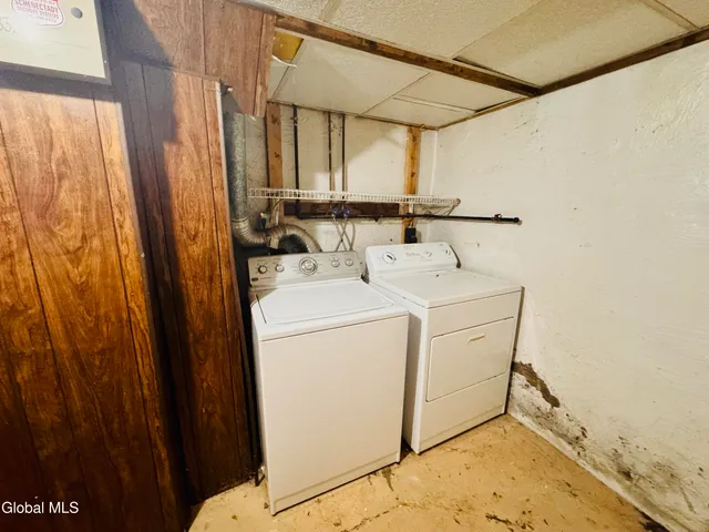 $439,000 | 989 Balltown Road, Niskayuna, NY 12309