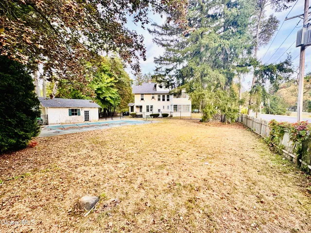 $439,000 | 989 Balltown Road, Niskayuna, NY 12309