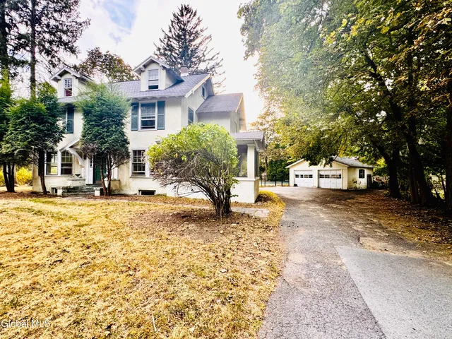 $439,000 | 989 Balltown Road, Niskayuna, NY 12309