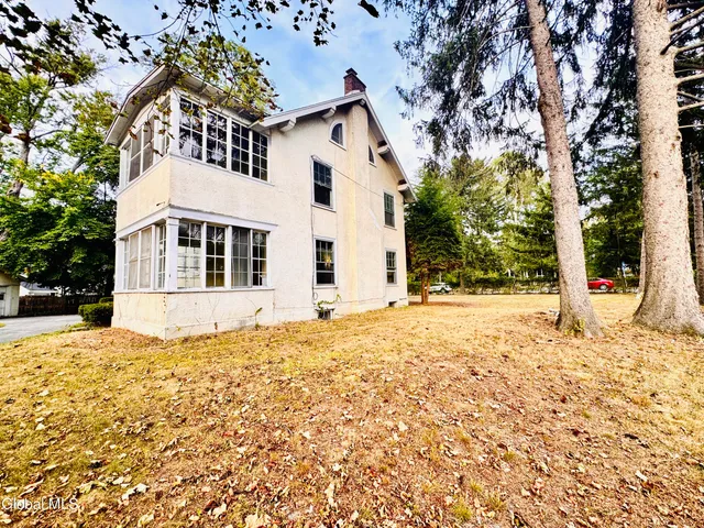 $439,000 | 989 Balltown Road, Niskayuna, NY 12309