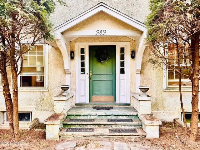 $439,000 | 989 Balltown Road, Niskayuna, NY 12309