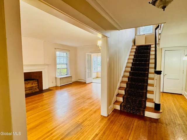 $439,000 | 989 Balltown Road, Niskayuna, NY 12309