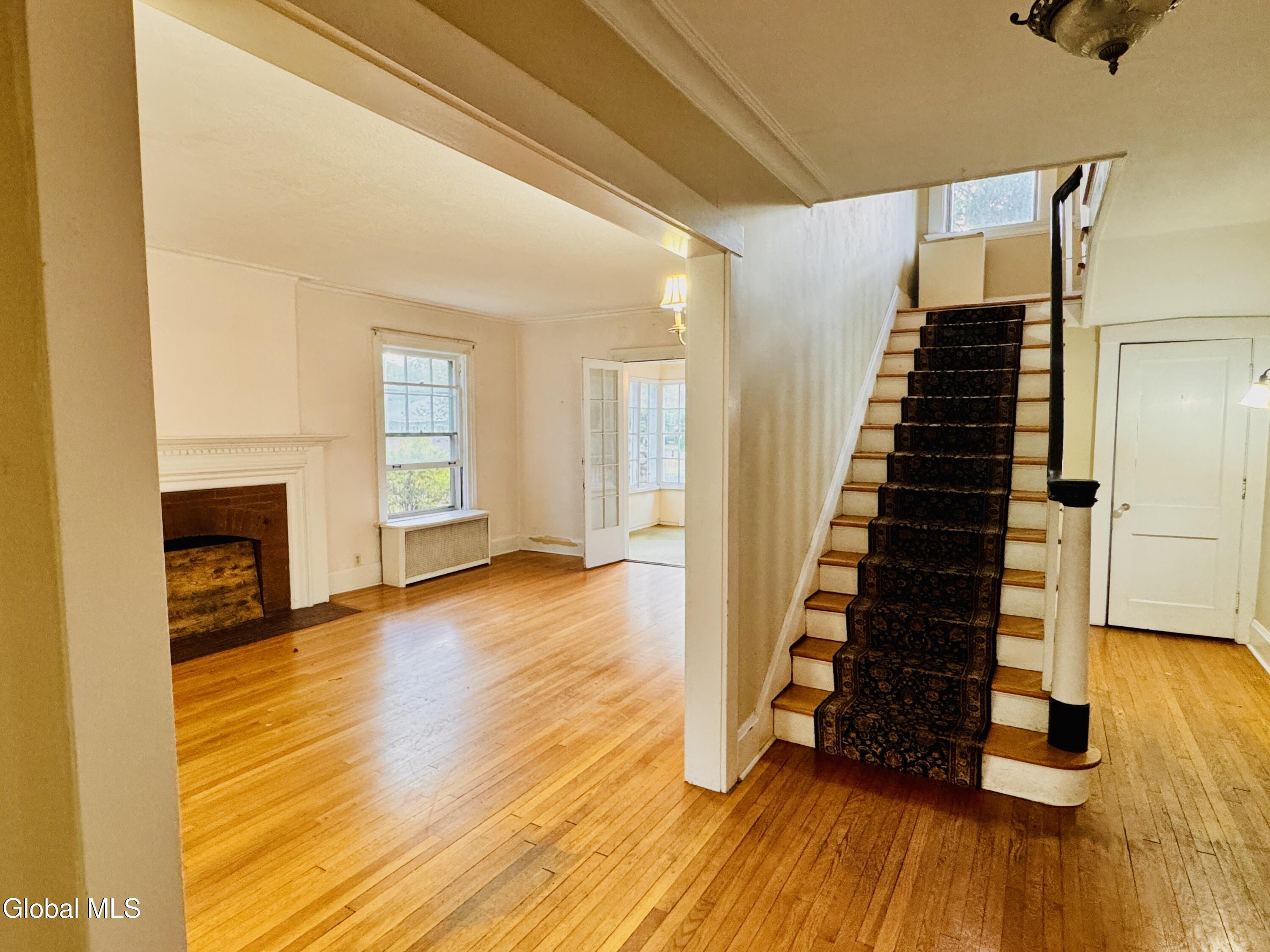 989 Balltown Road Niskayuna, NY 12309 - Photo 10 of 37 IMG_9625