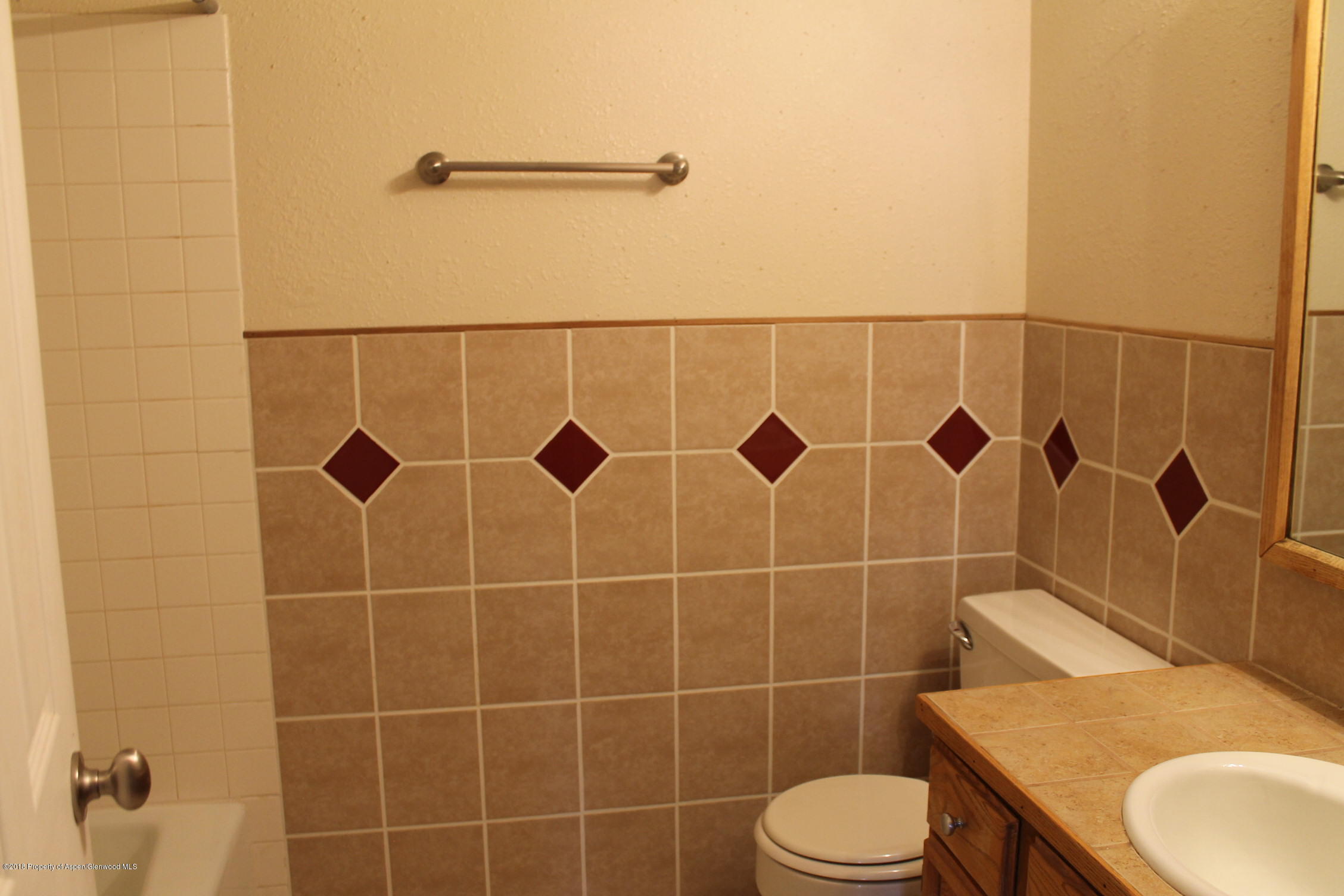 1309 Arabian Avenue Rifle, CO 81650 - Photo 11 of 19 Full Bath