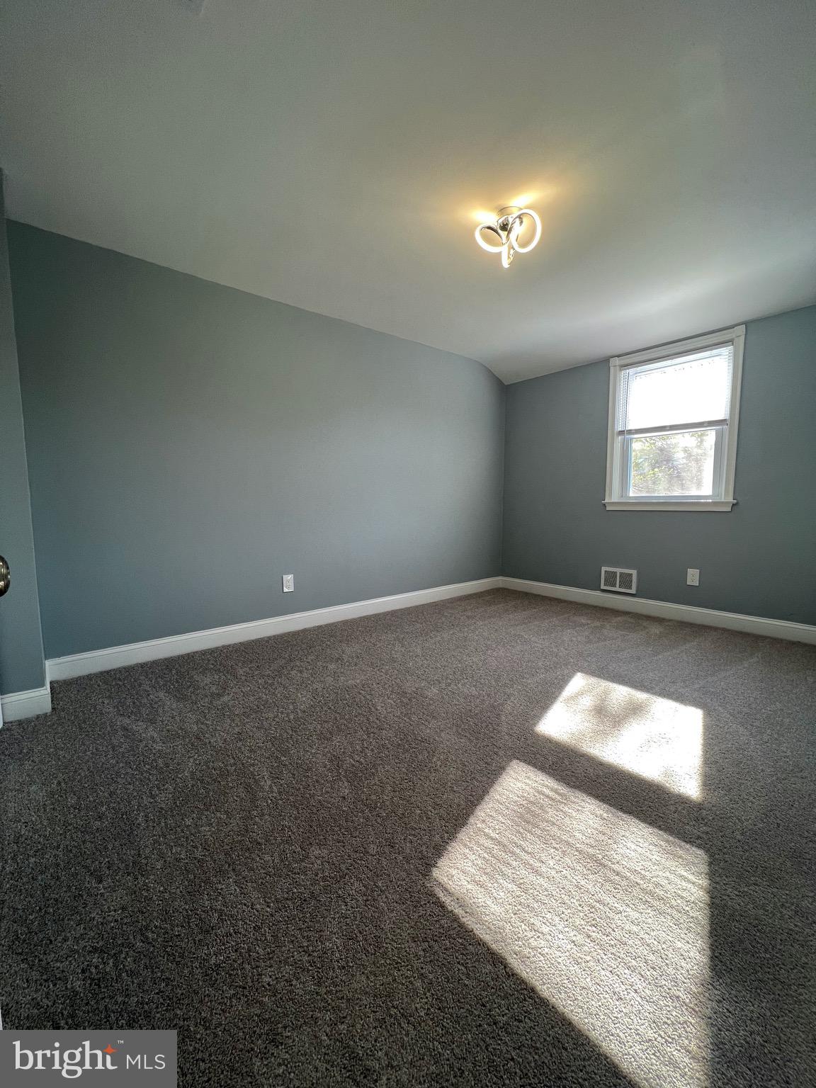 1719 Ramblewood Road Baltimore, MD 21239 - Photo 13 of 25 Bedroom 2 with cool lighting