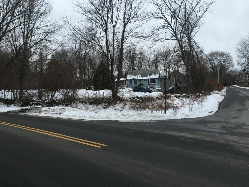 36 Griffin Road Londonderry, NH 03053 - Photo 2 of 28