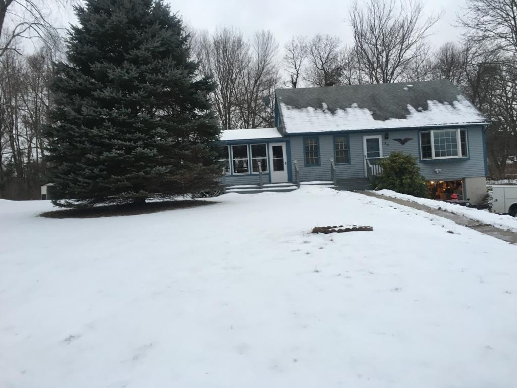 36 Griffin Road Londonderry, NH 03053 - Photo 3 of 28