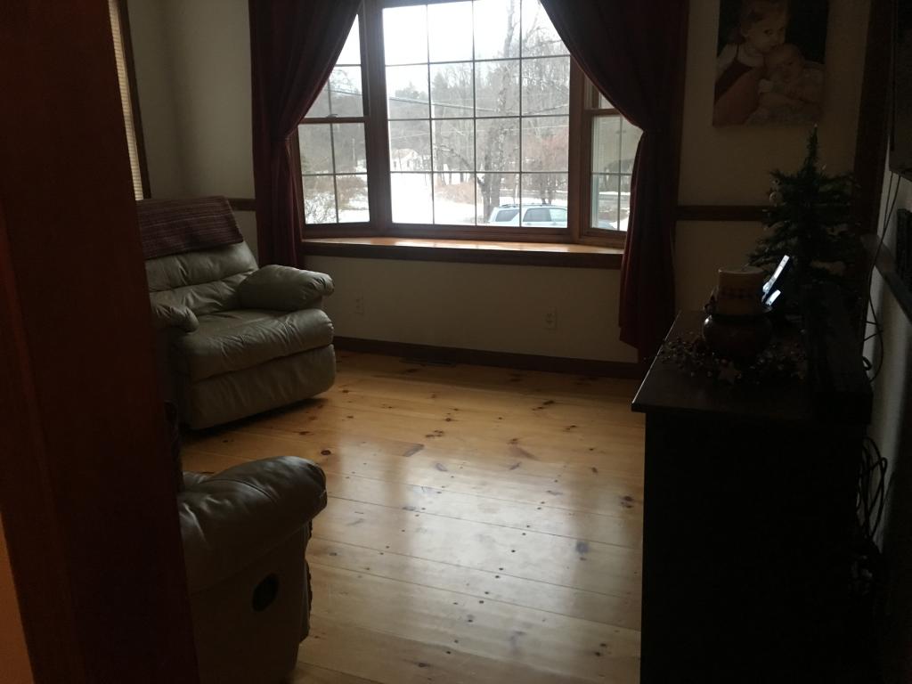 36 Griffin Road Londonderry, NH 03053 - Photo 6 of 28