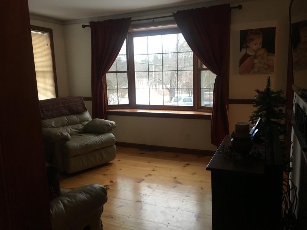 36 Griffin Road Londonderry, NH 03053 - Photo 7 of 28