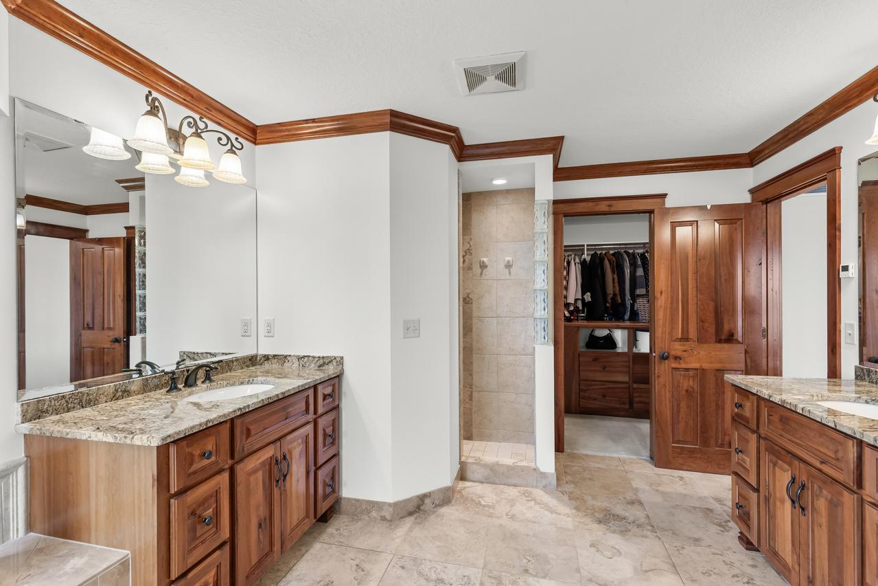 27665 Virginia Cove Excelsior, MN 55331 - Photo 37 of 64