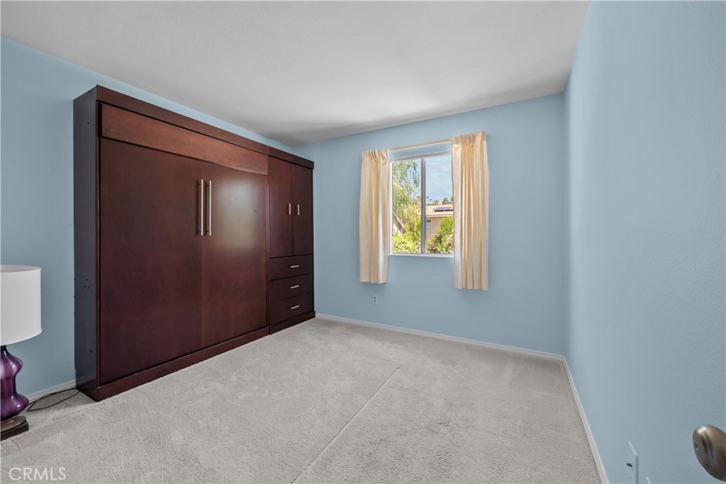 28501 Victoria Road Castaic, CA 91384 - Photo 25 of 45 an empty room with windows