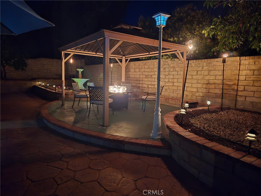 28501 Victoria Road Castaic, CA 91384 - Photo 38 of 45 a indoor view