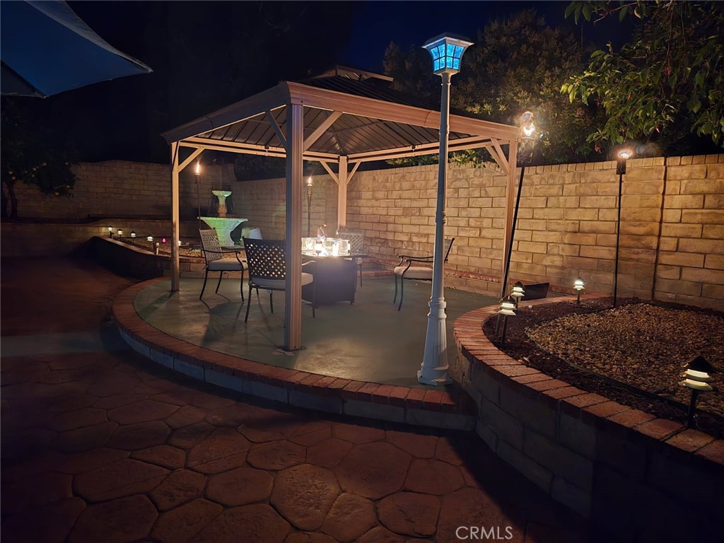 28501 Victoria Road Castaic, CA 91384 - Photo 43 of 45 a indoor view