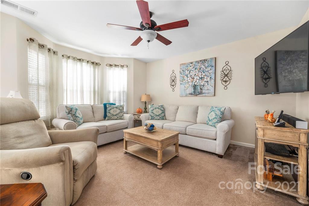 151 Limerick Road, Unit E Mooresville, NC 28115 - Photo 4 of 21 Gallery Image 4