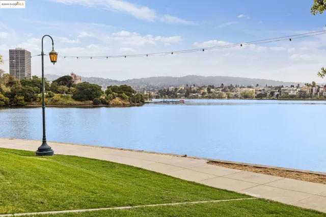 $799,000 | 621 Fallon Street, Oakland, CA 94607