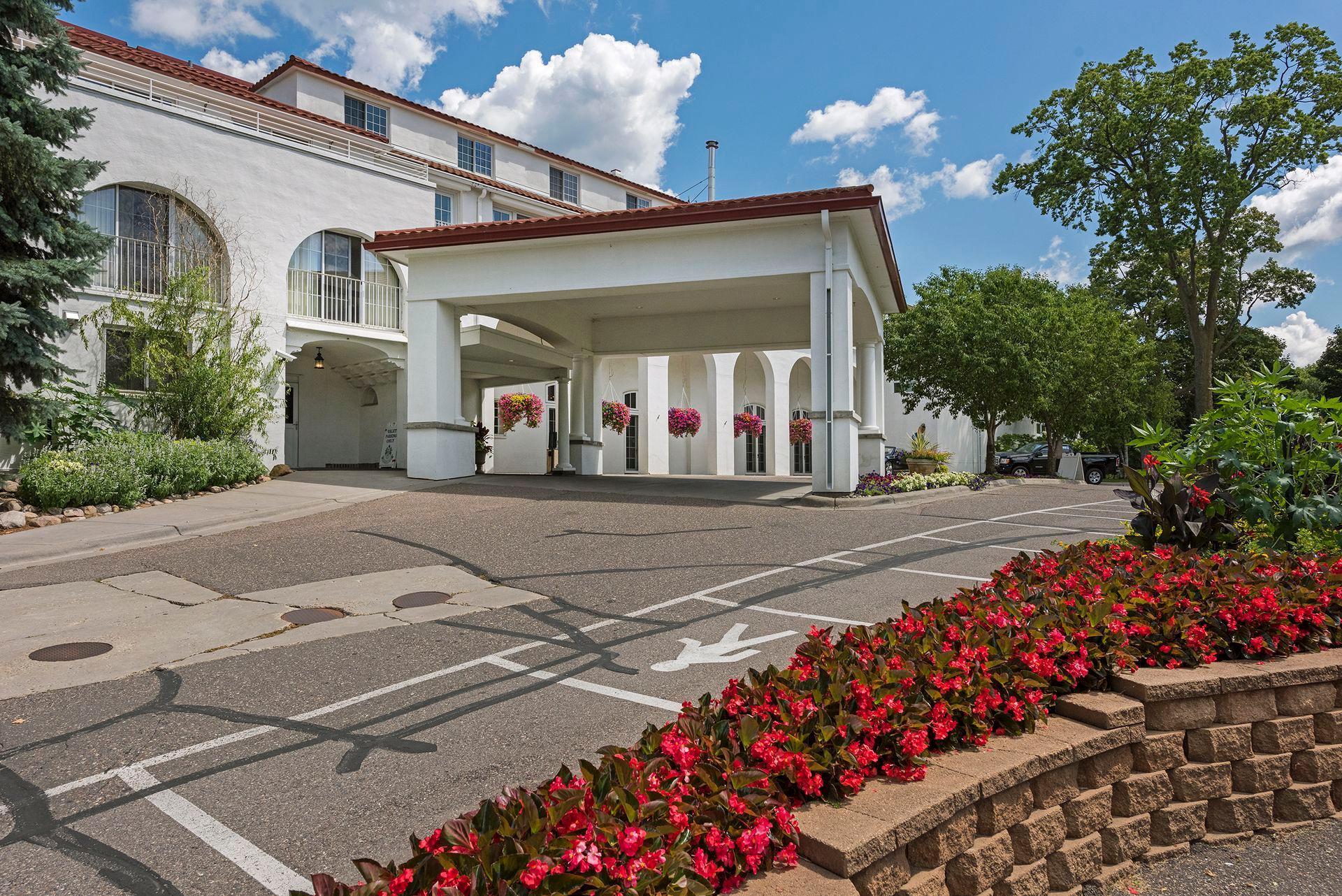 4650 Manitou Road Excelsior, MN 55331 - Photo 23 of 29