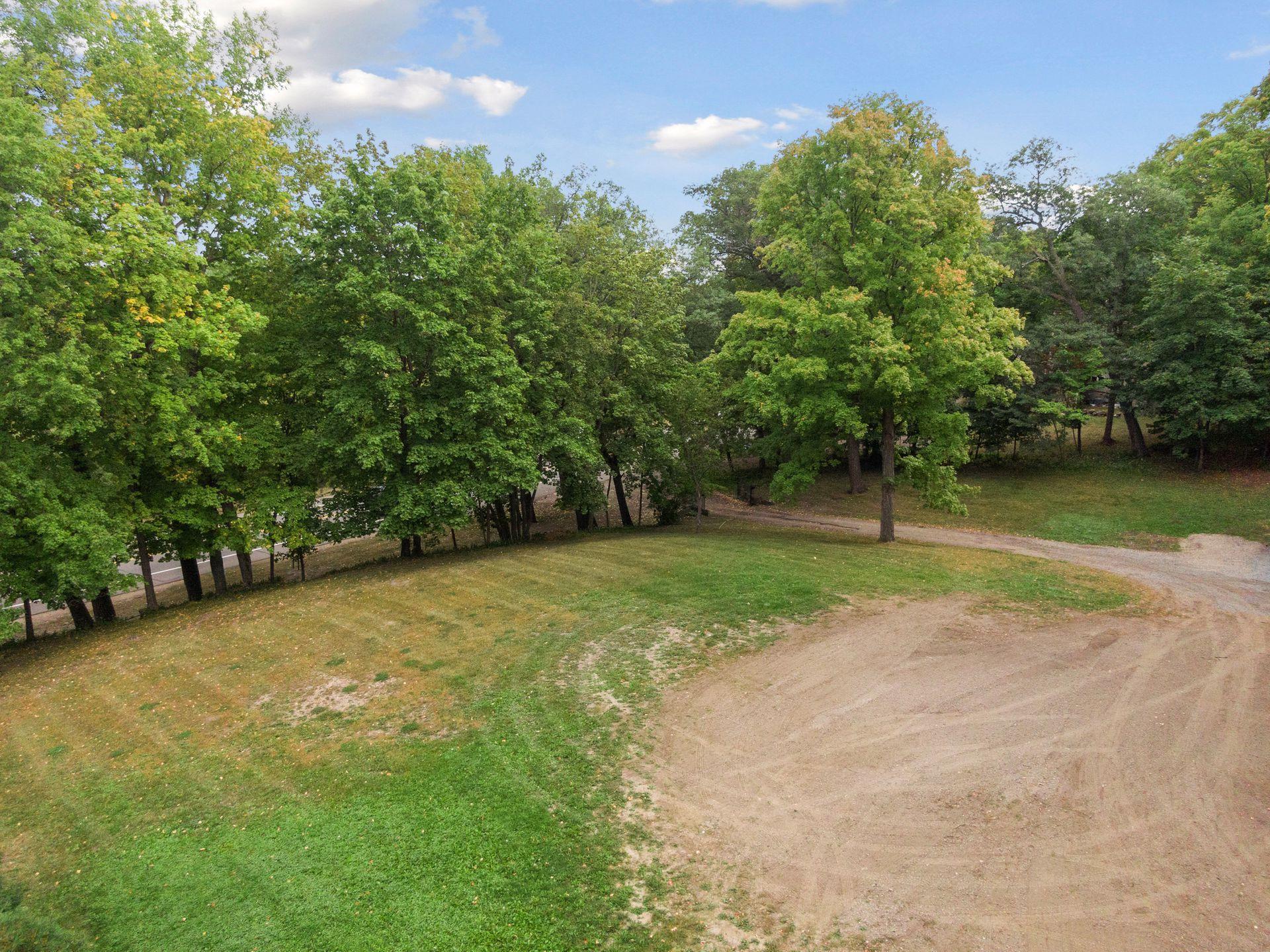 4650 Manitou Road Excelsior, MN 55331 - Photo 8 of 29