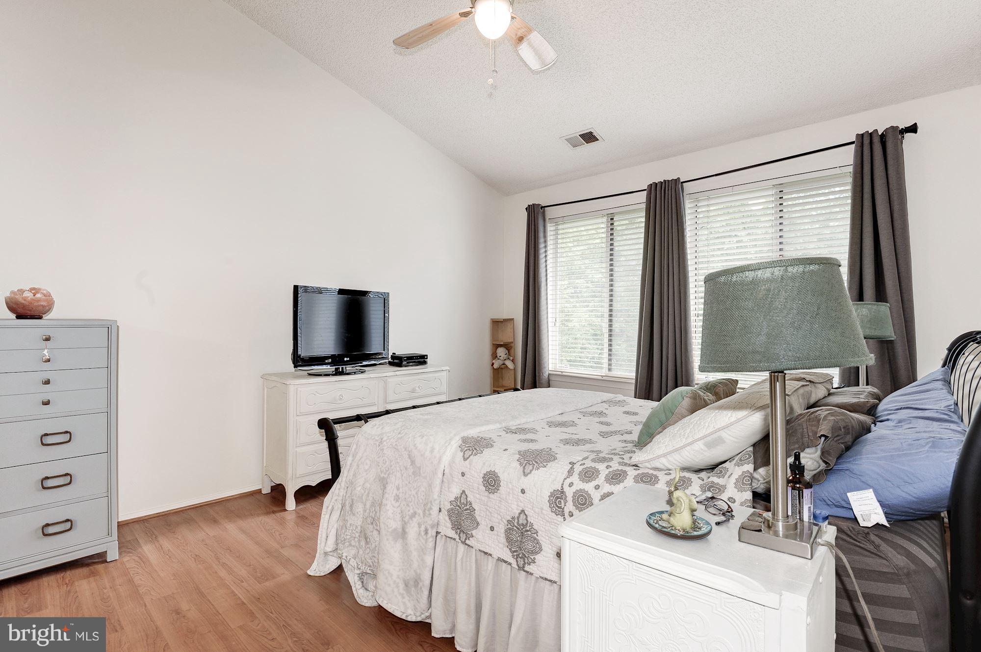 11719 Summerchase Circle, Unit 1719E Reston, VA 20194 - Photo 13 of 17 Bedroom (Master)