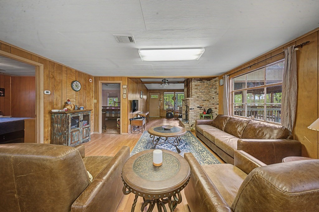 212 Winding Way Broaddus, TX 75929 - Photo 17 of 26