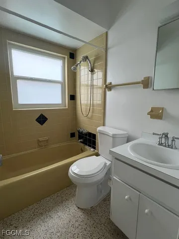 $229,900 | 4566 Seminole Street, Fort Myers, FL 33905