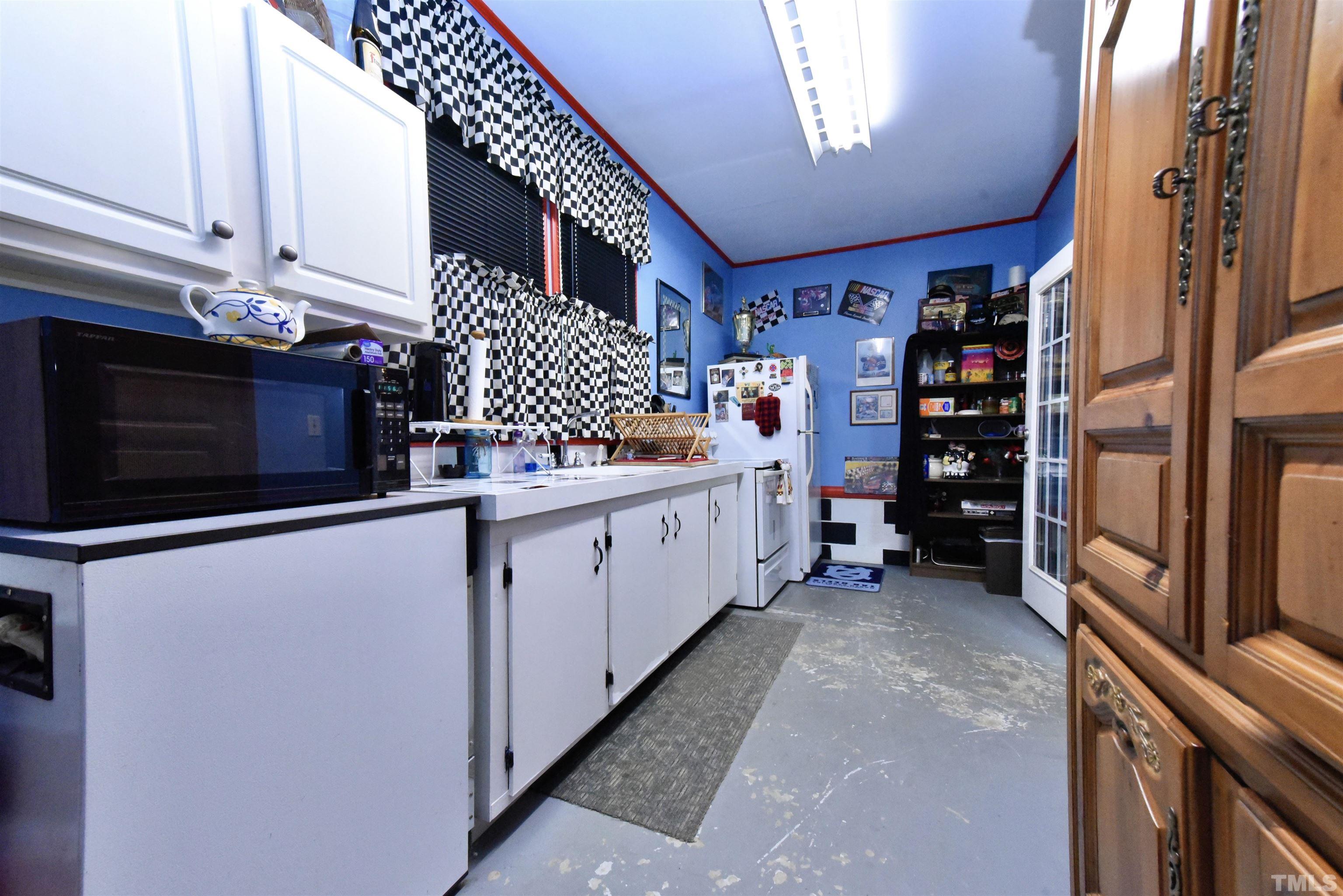 4709 Johnson Pond Road Apex, NC 27539 - Photo 17 of 76 Gallery Image 17