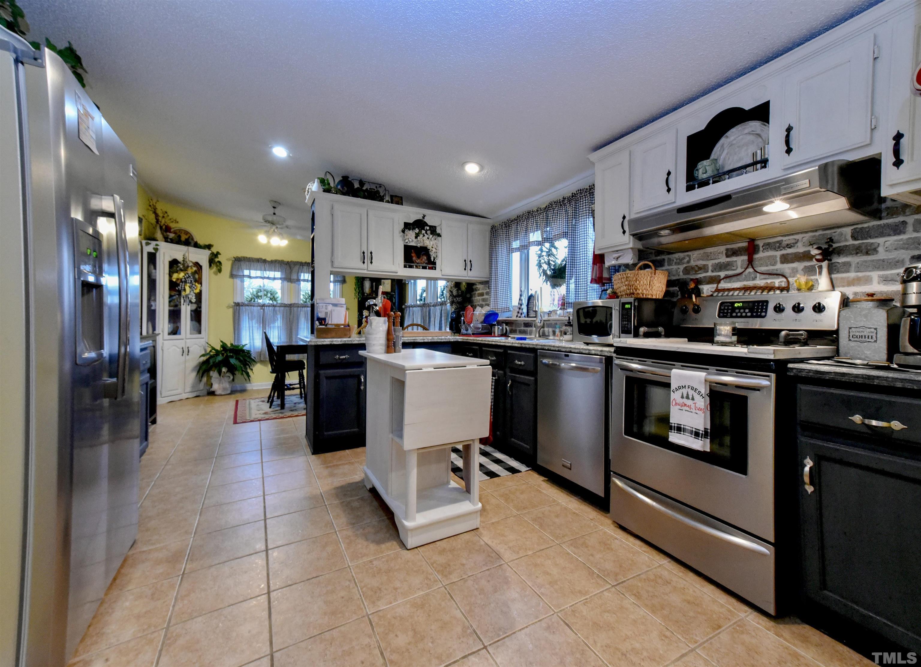 4709 Johnson Pond Road Apex, NC 27539 - Photo 32 of 76 Gallery Image 32