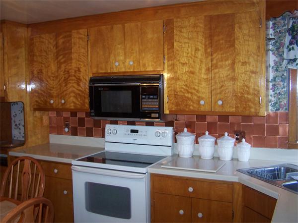 23 Linton Road Lynn, MA 01904 - Photo 5 of 14 Gallery Image 5