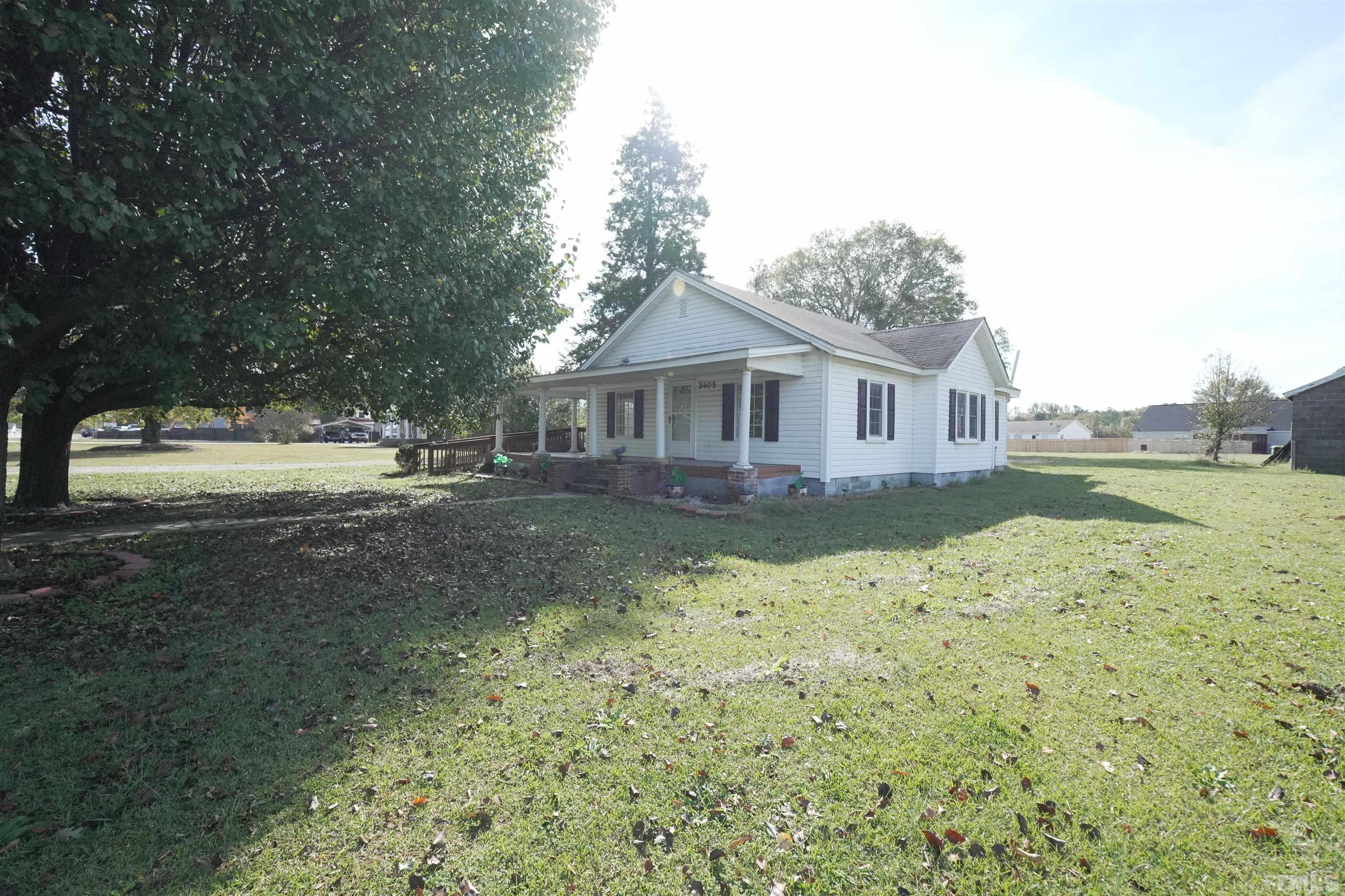 2405 Erwin Road Dunn, NC 28334 - Photo 1 of 16 Gallery Image 1