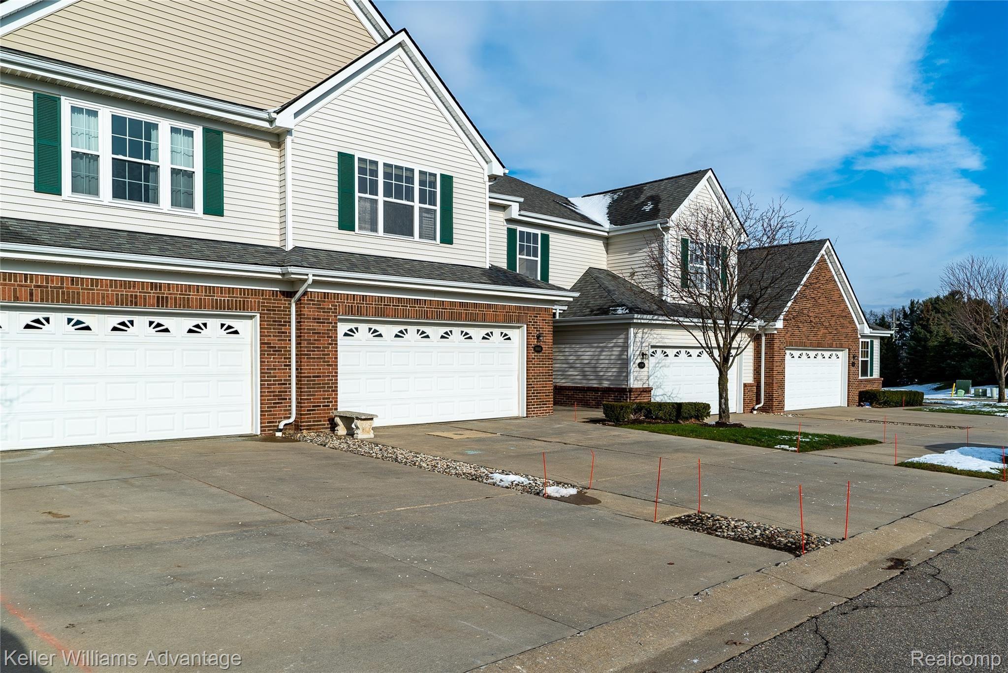 10143 Ridge Run Street Howell, MI 48855 - Photo 27 of 32 RidgeRunSt_10143_Back 4.jpg