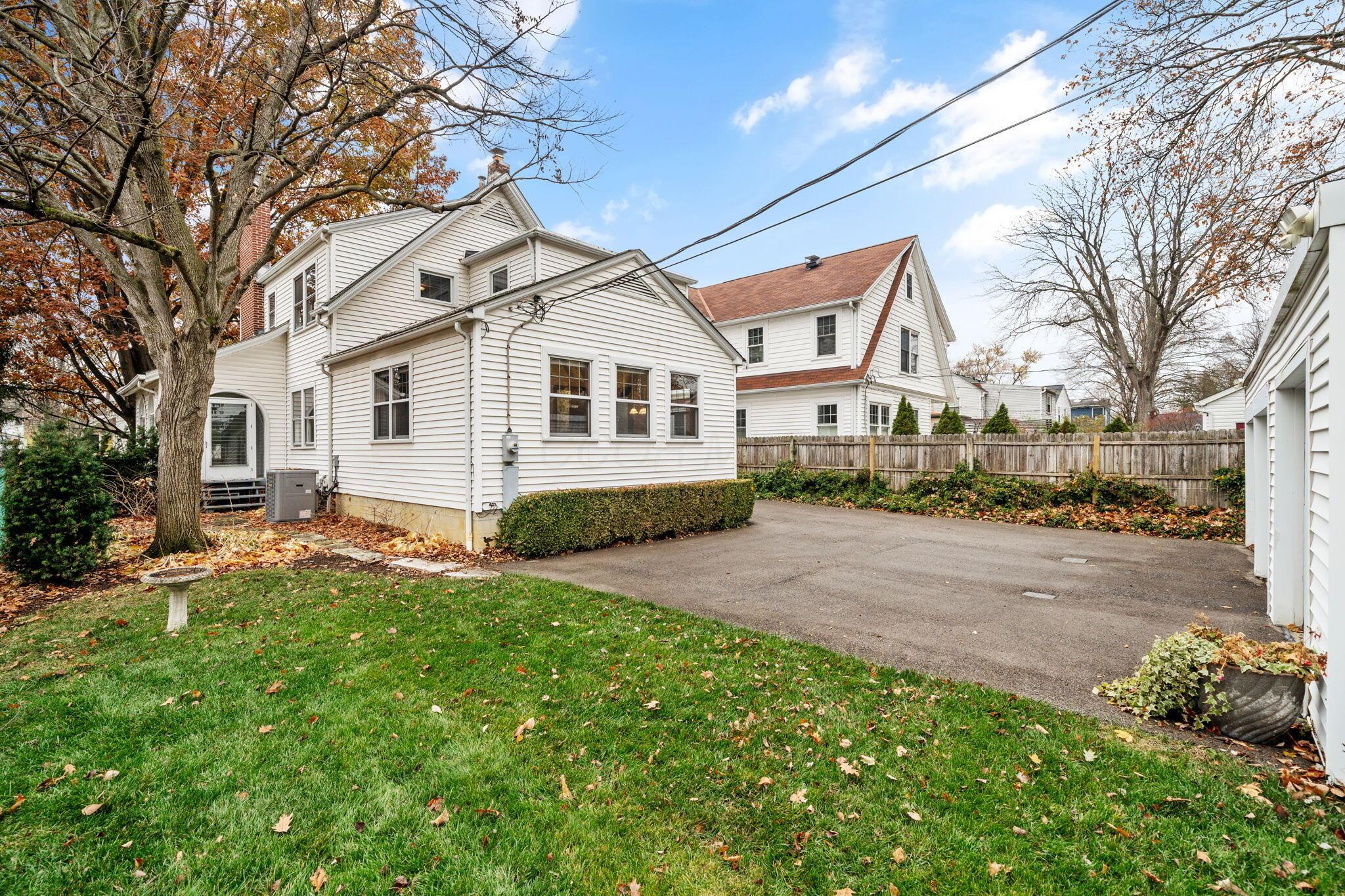 170 North Cassingham Road Columbus, OH 43209 - Photo 44 of 58 58-web-or-mls-DSC05638