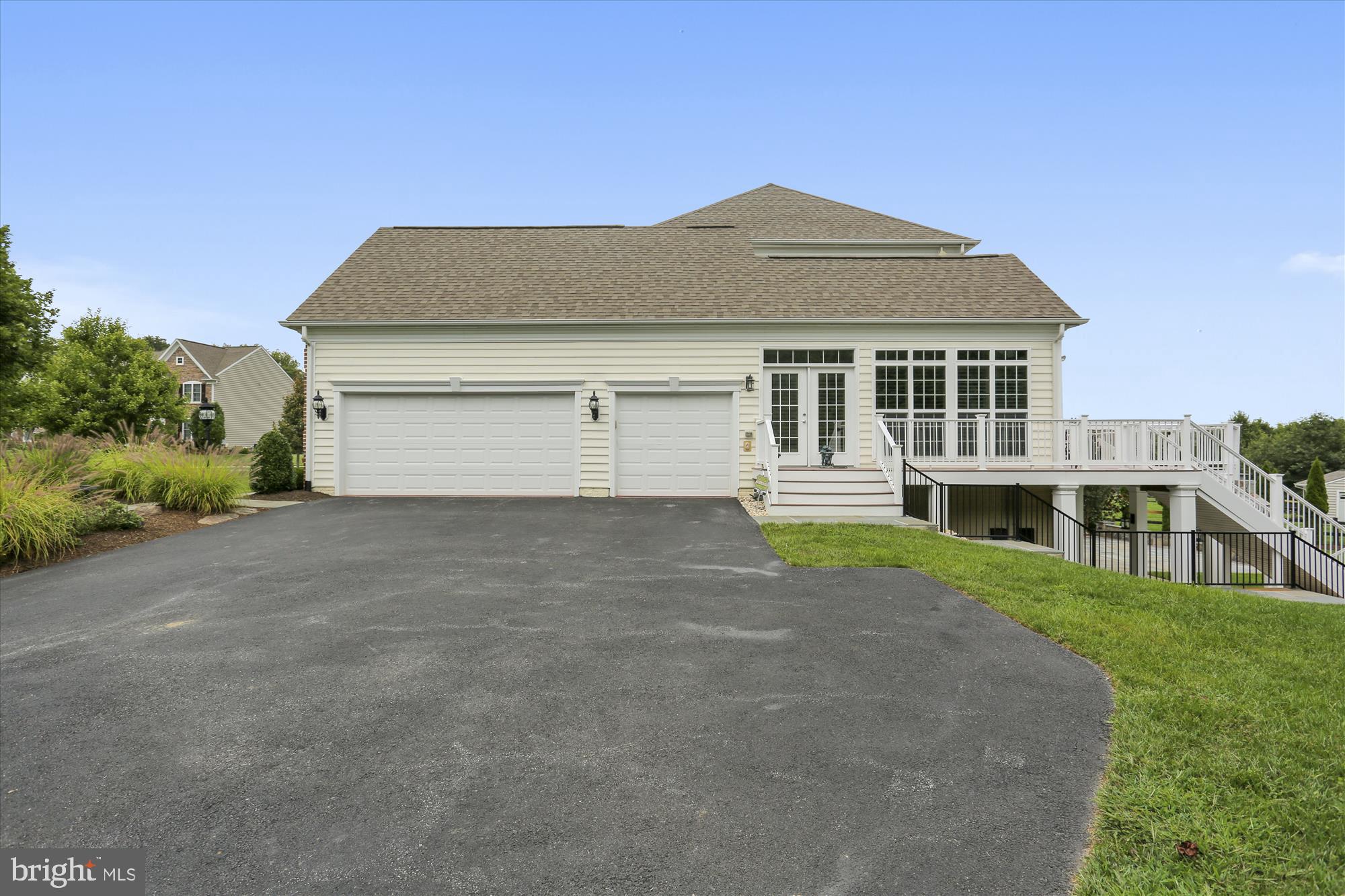 4826 Chichester House Road Olney, MD 20832 - Photo 85 of 97 3-car side load Garage plus large driveway