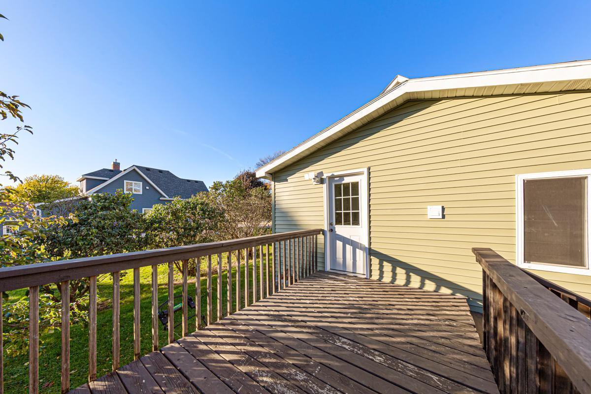 307 4th Street West Winthrop, MN 55396 - Photo 26 of 29