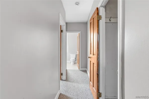 $1,250 | 2111 Seneca Street, Unit 3, Buffalo, NY 14210