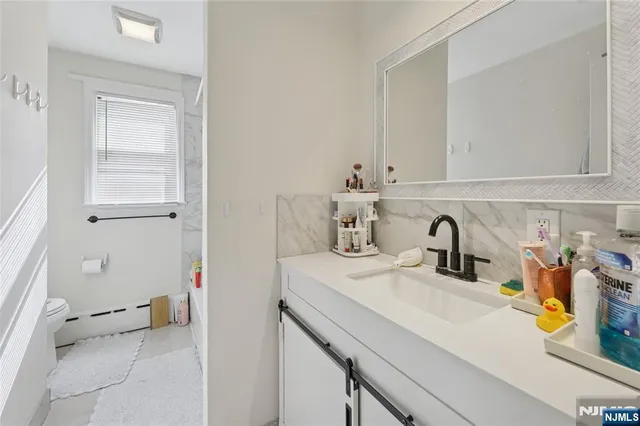 $899,000 | 124 Lee Street, Elmwood Park, NJ 07407