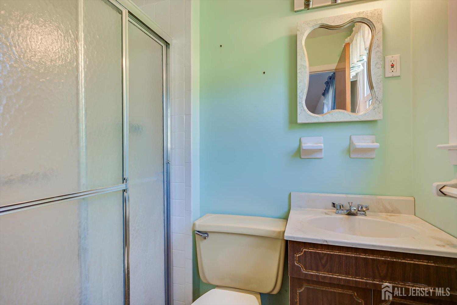 9 Annette Drive Edison, NJ 08820 - Photo 22 of 35