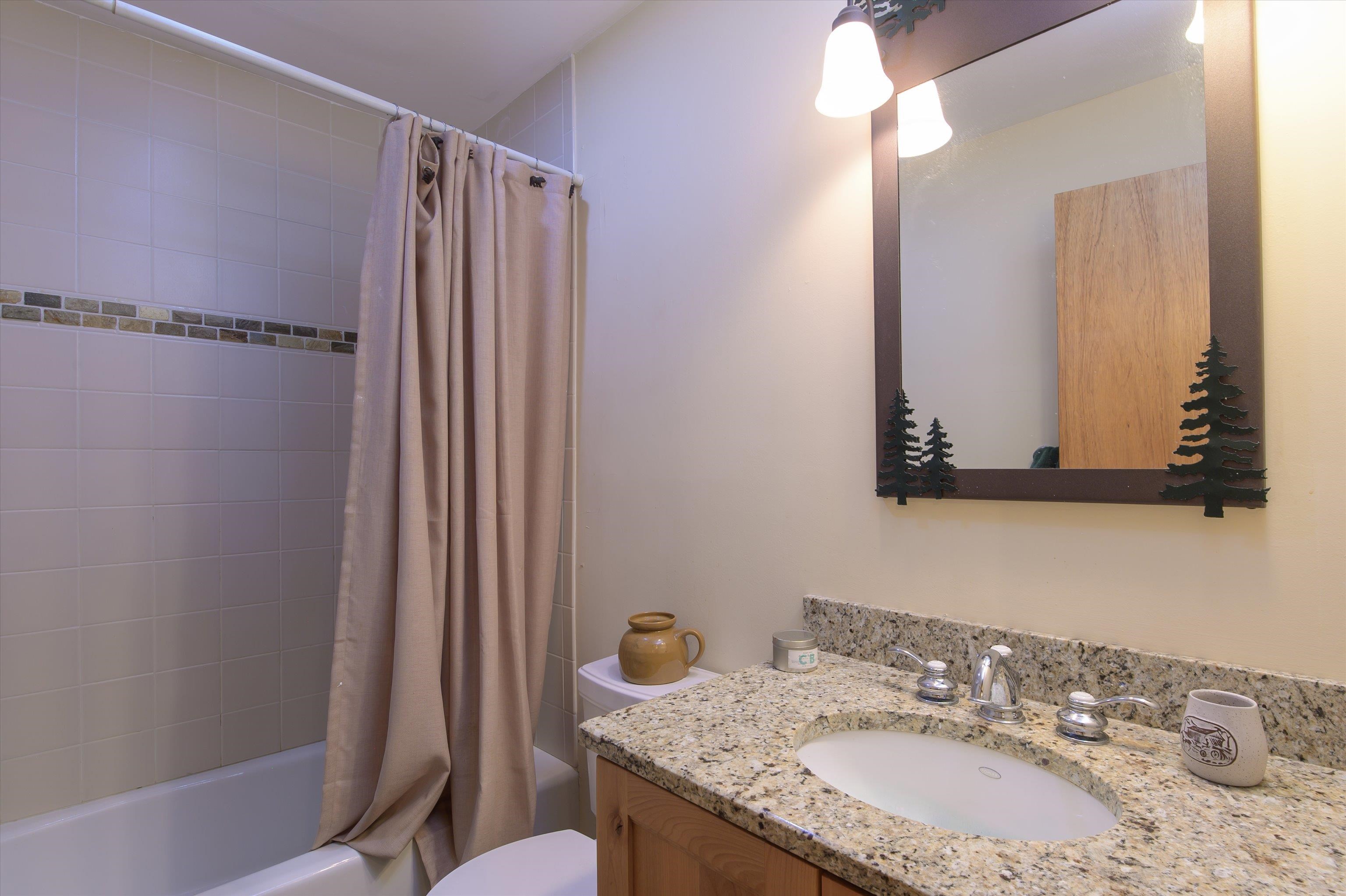 266 Okemo Trailside Extension, Unit 33B Ludlow, VT 05149 - Photo 17 of 40 Gallery Image 17