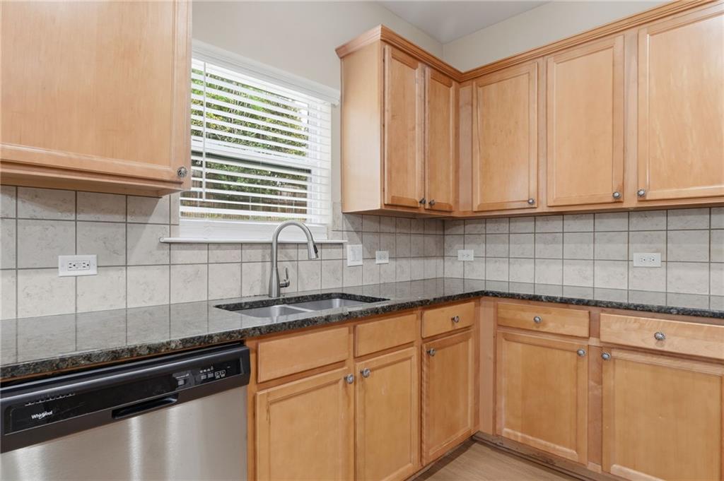 9950 Autry Vue Lane Alpharetta, GA 30022 - Photo 6 of 60 Gallery Image 6