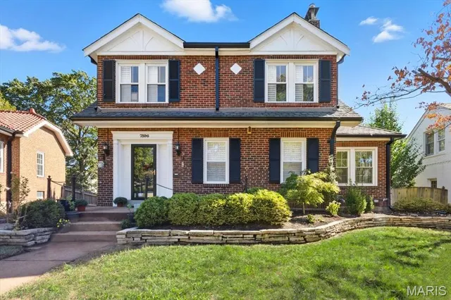 $880,000 | 7396 Bedford Avenue, St. Louis, MO 63130