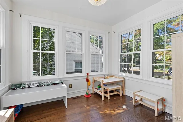 $880,000 | 7396 Bedford Avenue, St. Louis, MO 63130