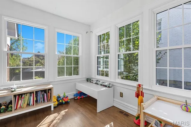 $880,000 | 7396 Bedford Avenue, St. Louis, MO 63130