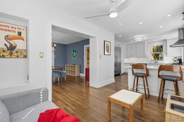 $880,000 | 7396 Bedford Avenue, St. Louis, MO 63130