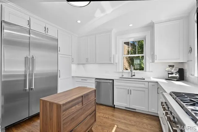 $880,000 | 7396 Bedford Avenue, St. Louis, MO 63130