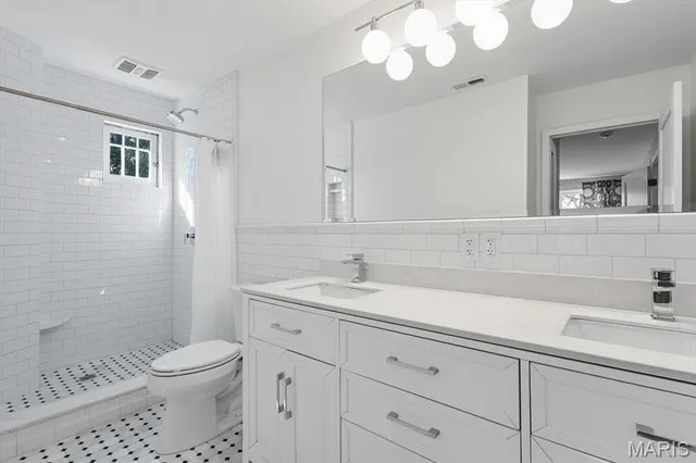 $880,000 | 7396 Bedford Avenue, St. Louis, MO 63130