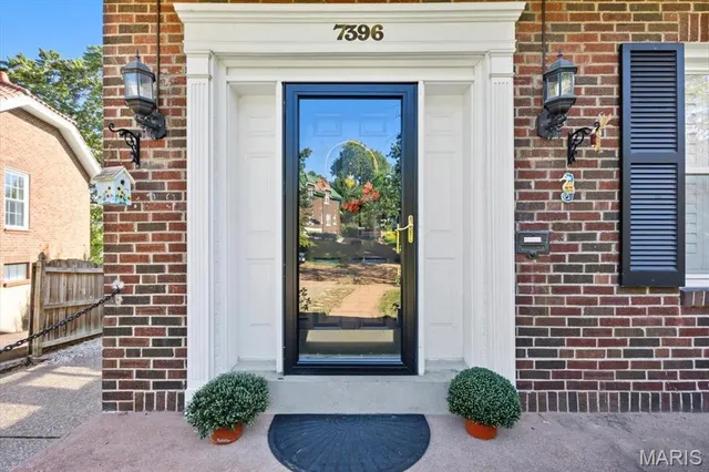 $880,000 | 7396 Bedford Avenue, St. Louis, MO 63130